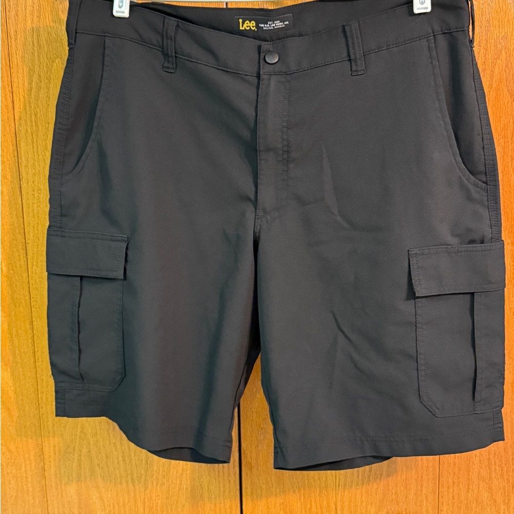 Lee Men's Dark Cargo Shorts